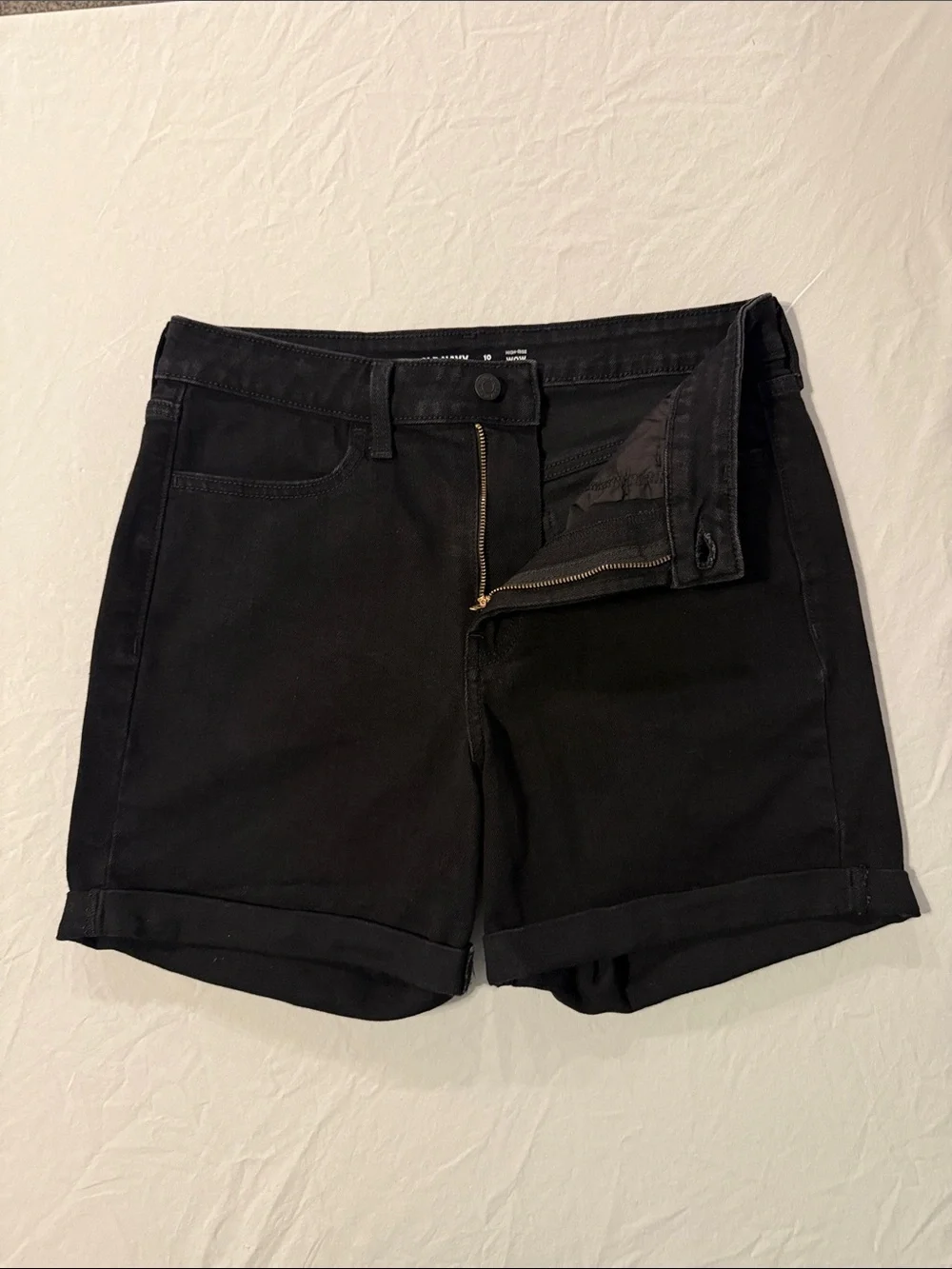 Old Navy Women's Black High Waisted Wow Jean Shorts Size 10 NWOT